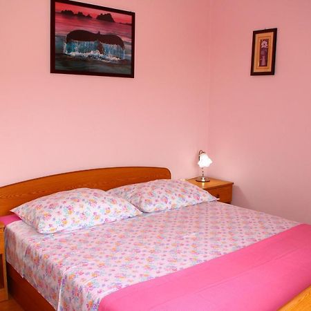 Apartment Teraferma Комижа Екстер'єр фото