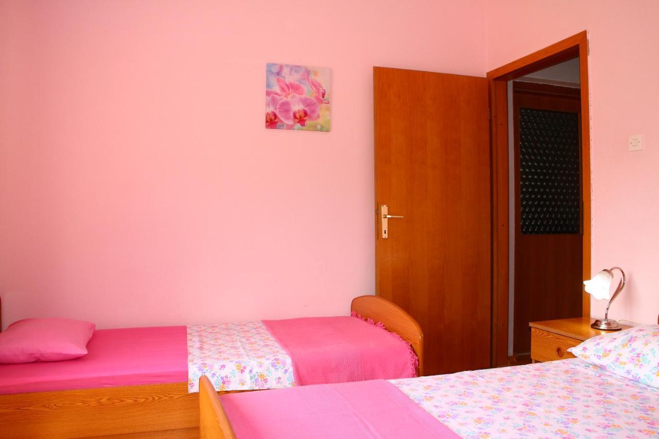 Apartment Teraferma Комижа Екстер'єр фото