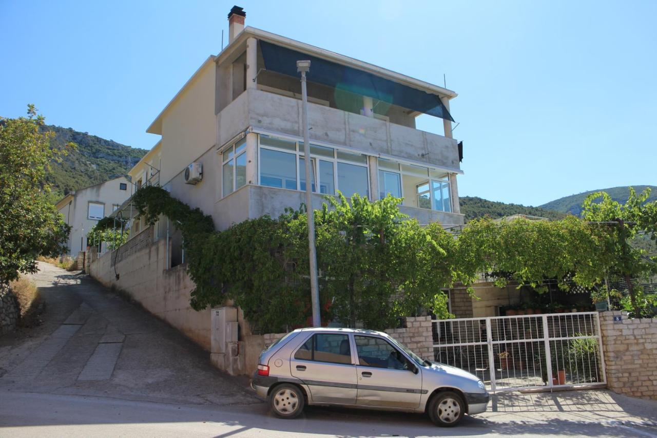 Apartment Teraferma Комижа Екстер'єр фото