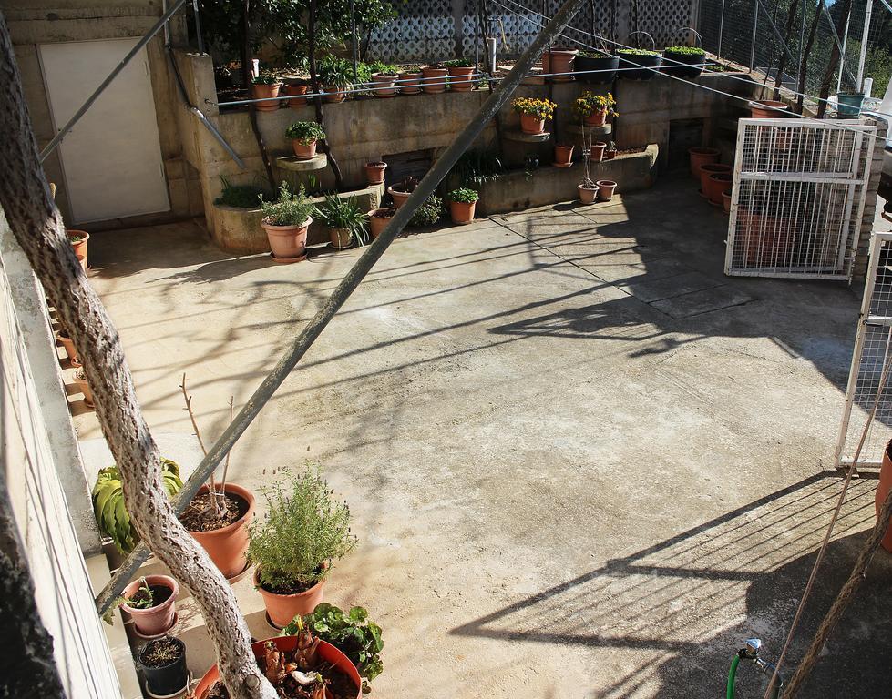 Apartment Teraferma Комижа Екстер'єр фото