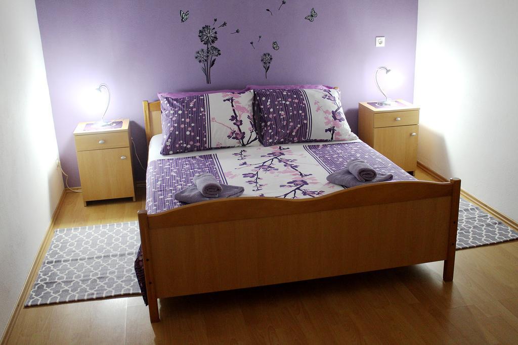Apartment Teraferma Комижа Екстер'єр фото