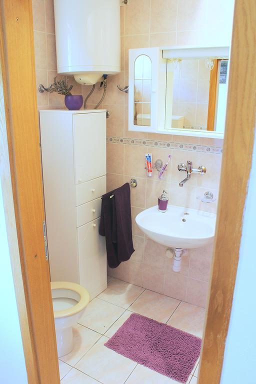 Apartment Teraferma Комижа Екстер'єр фото
